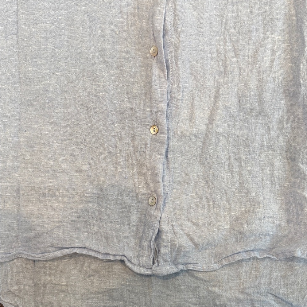 Tahari Light Blue 100% linen Button-Down blouse - Picture 6 of 10